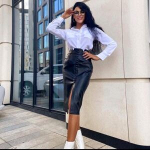 ΓΥΝΑΙΚΕΙΑ ΦΟΥΣΤΑ